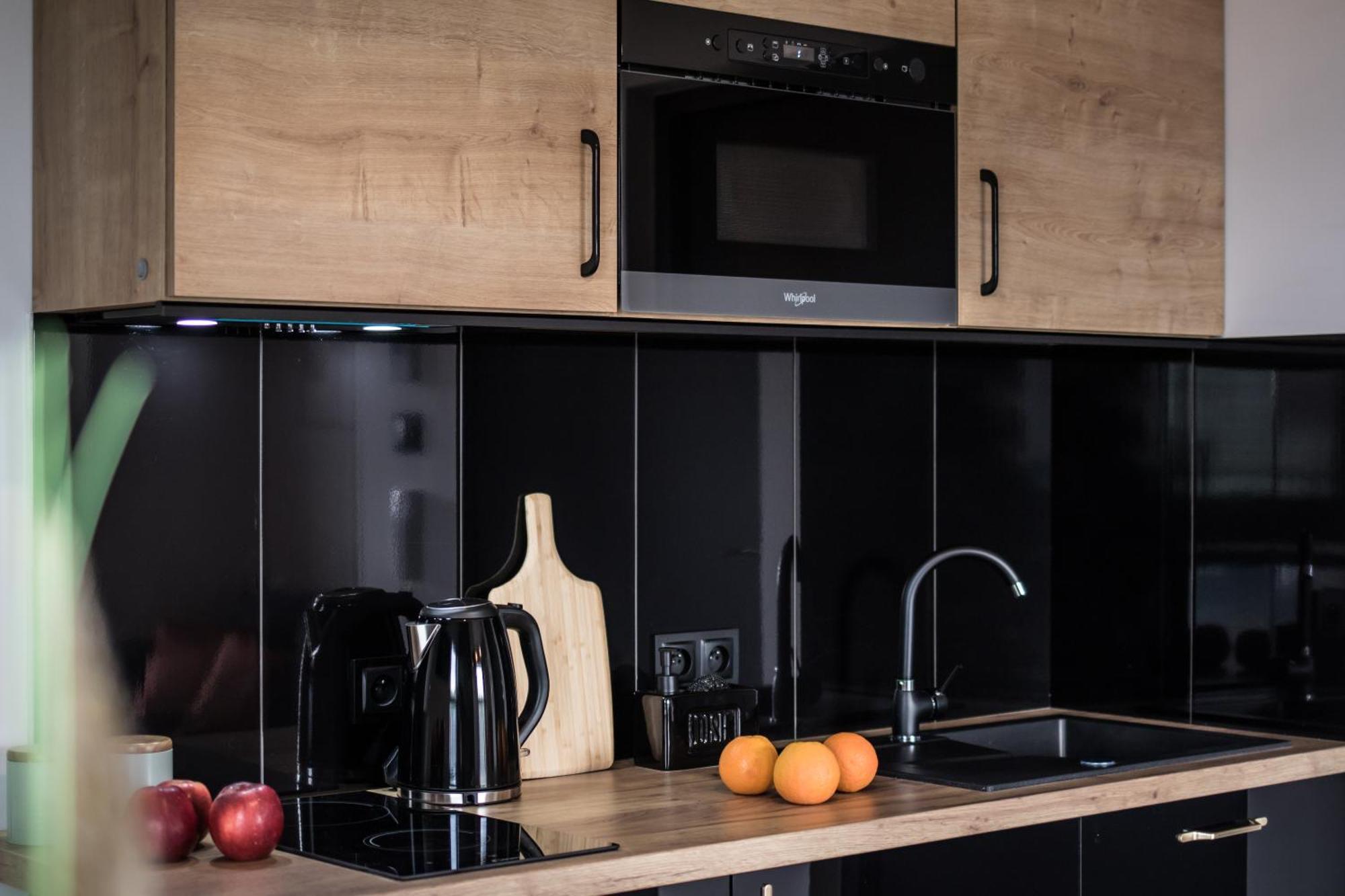 Parrot - 77 Wigury Street Apartment *