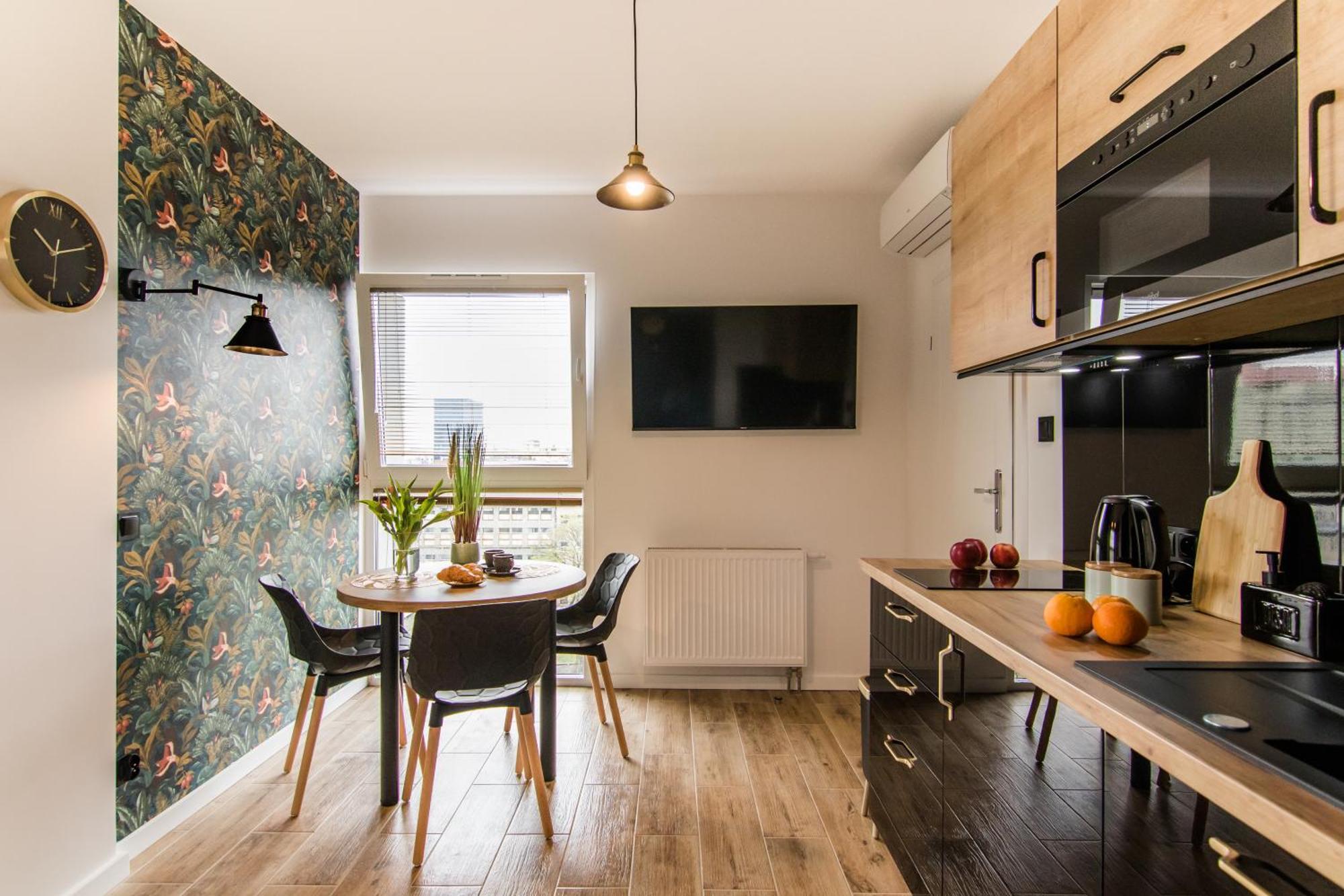 Parrot - 77 Wigury Street Apartment *