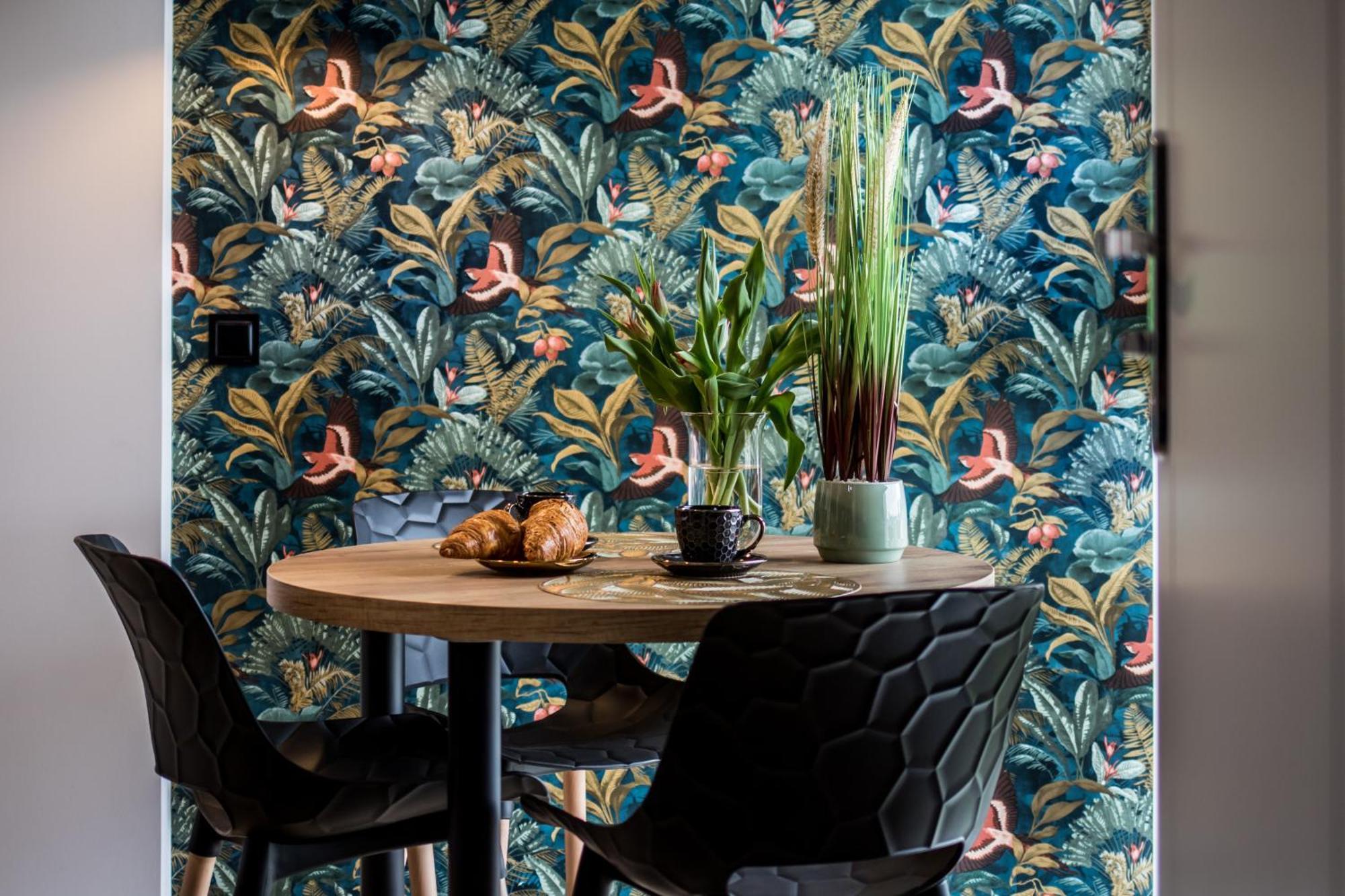 Parrot - 77 Wigury Street Apartment *