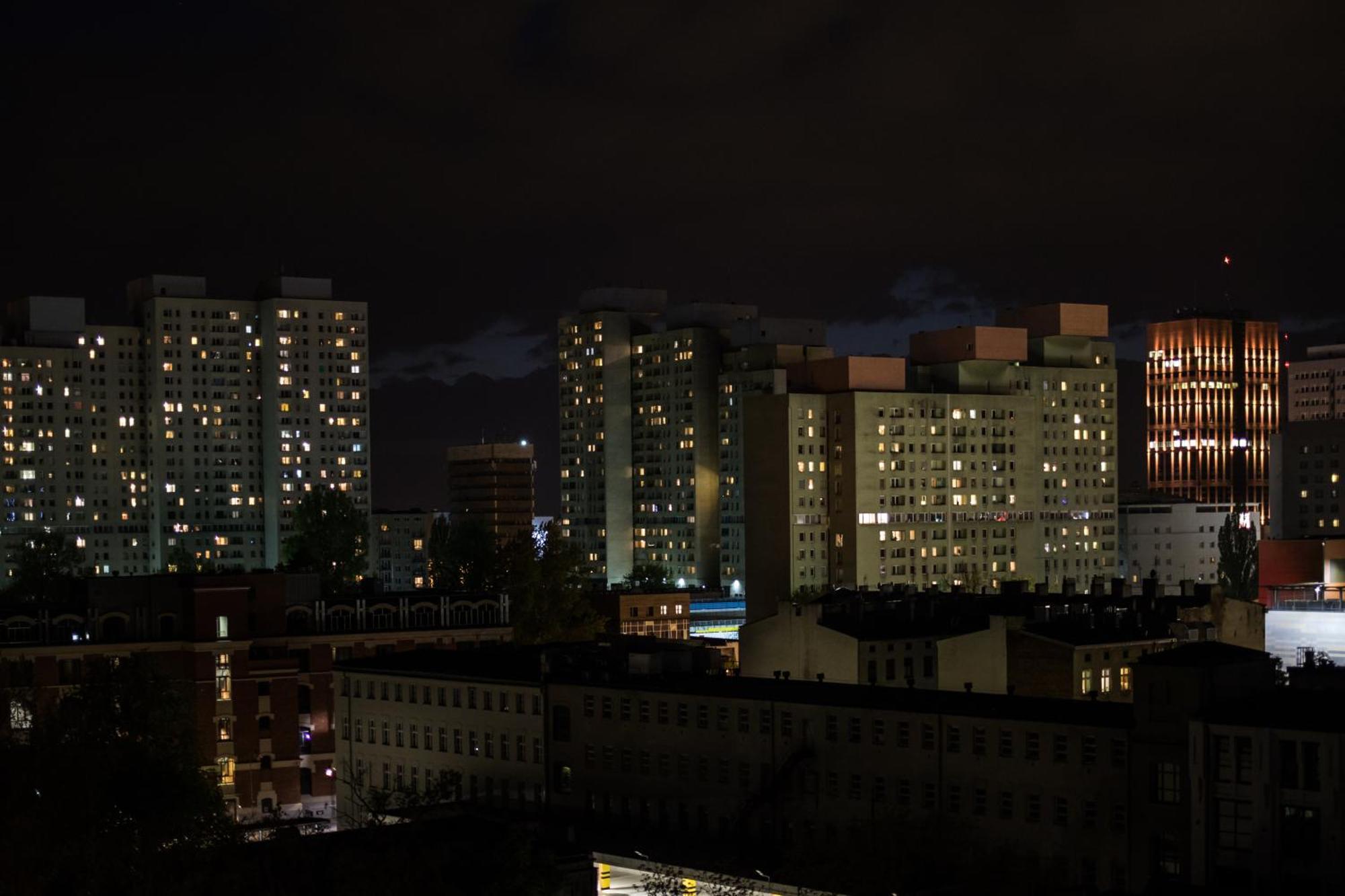 Parrot - 77 Wigury Street Apartment